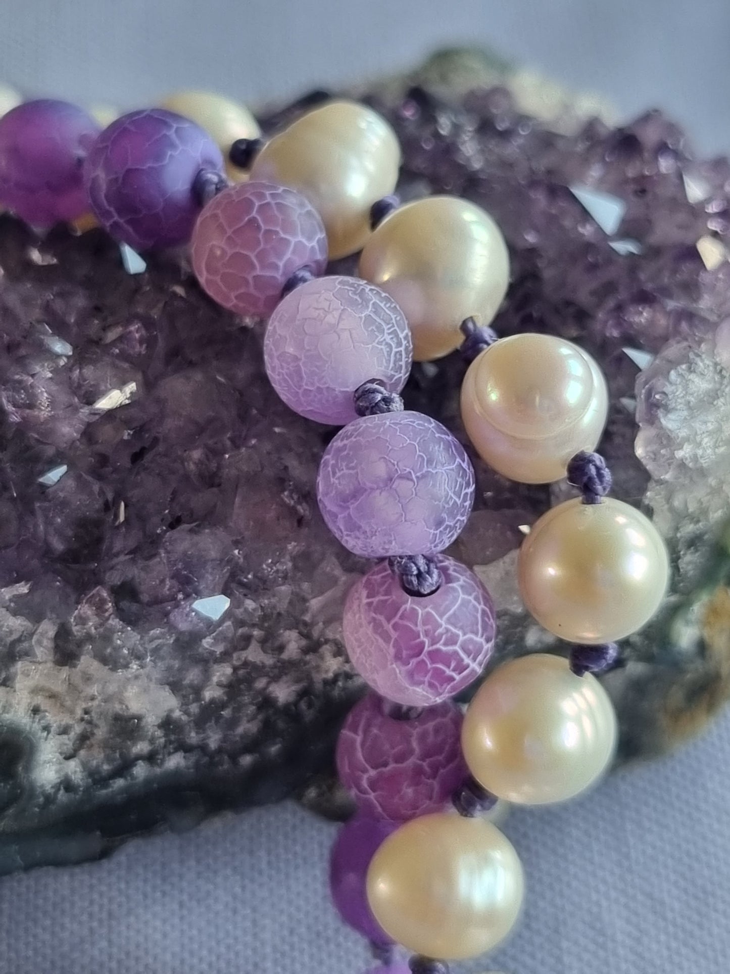 Purple Cracked Agate & Pearls 💜